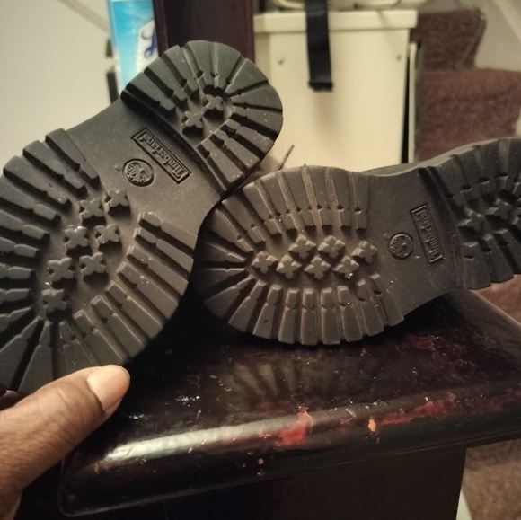 Toddler Boy's boots size 7 Timberland, UGGS, Dr. Martens sz 6 - Picture 4 of 10